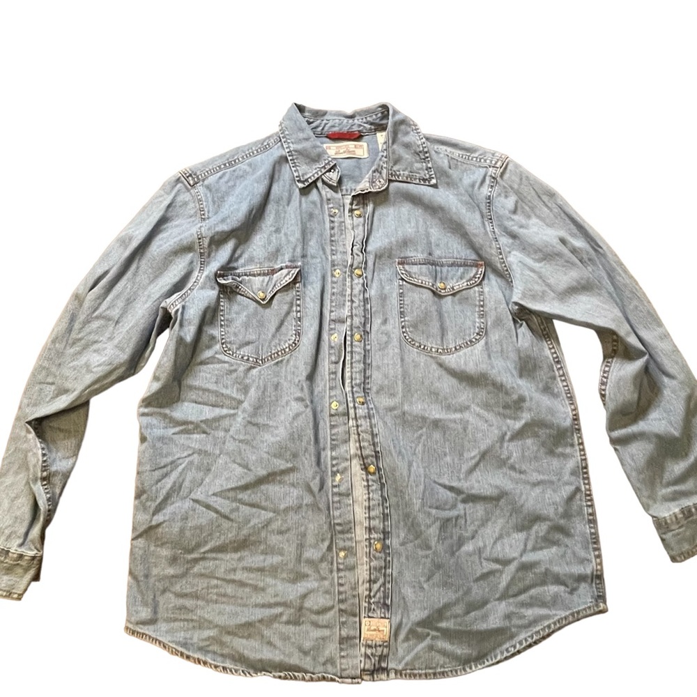 Vintage Levi Strauss denim long sleeve button down shirt pearl snaps size medium
